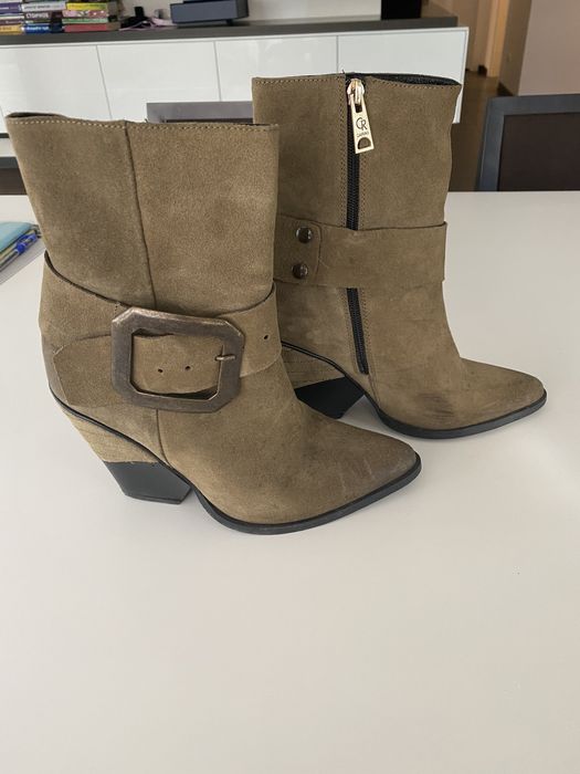 Обувки велур