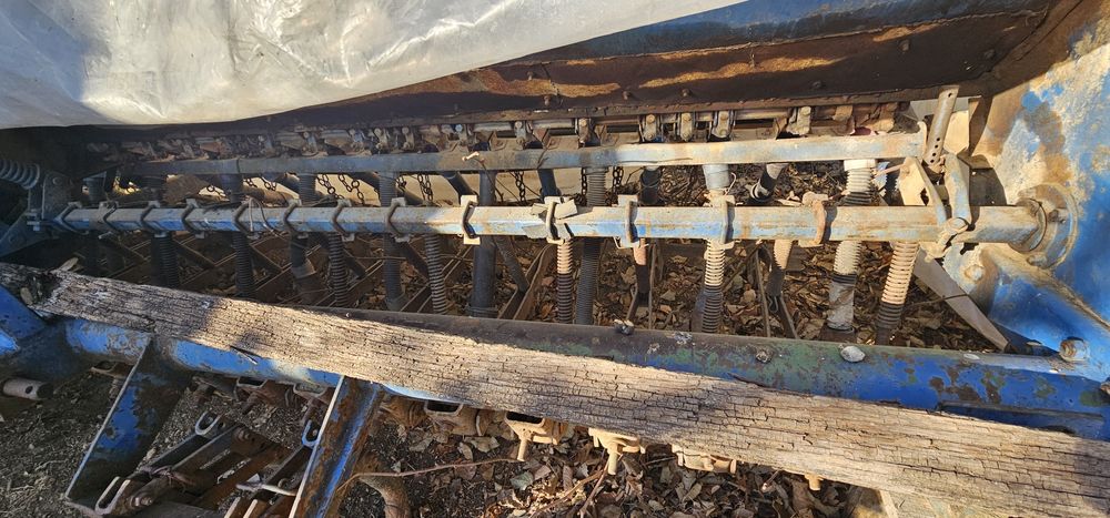 Vand utilaje agricole