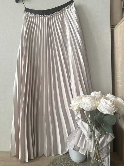 Пола плисирана zara S