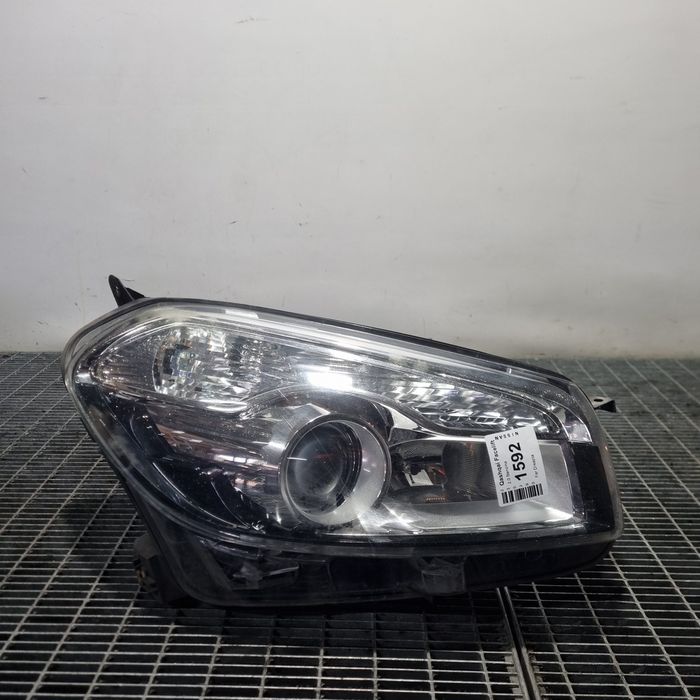 Far Dreapta Nissan Qashqai Facelift 2010 - 2013 SUV 4 Usi (1592) Cu lupă Garantie