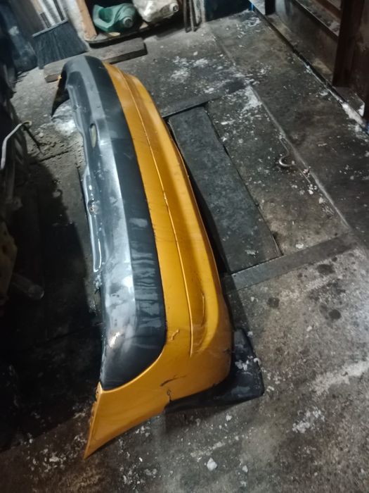 Бампер задний Рено клио 2001 год