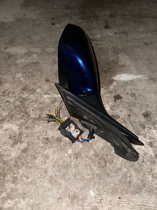 Ляво огледало с прибиране за ауди а3 8L