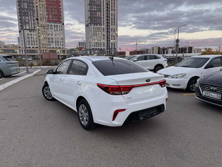 Kia Rio 2020 в идеальном состоянии