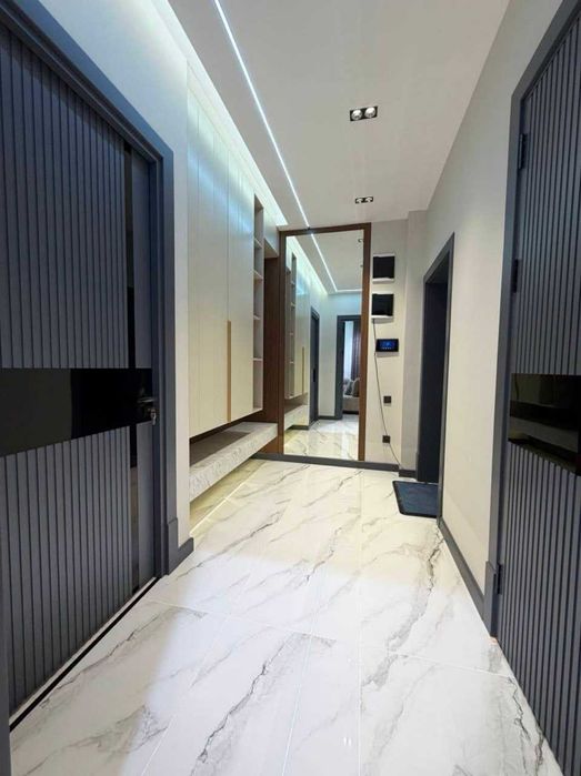 New Life — 3 комн., авторский проект, 2/10, Махтумкули.`