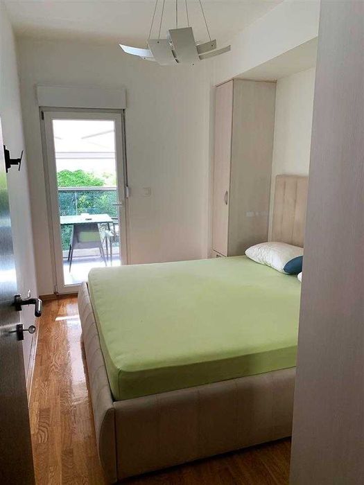 Дава се под наем Двустаен апартамент в Бургас, Славейков - 58 кв.м за 204 € - Снимка #4