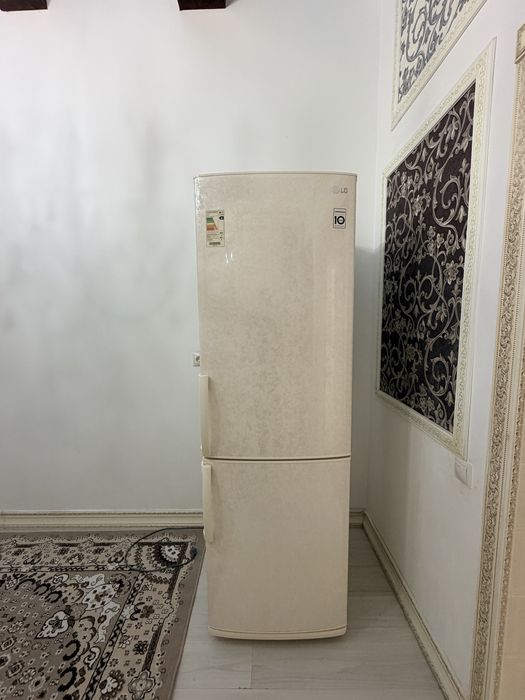Холодильник продам