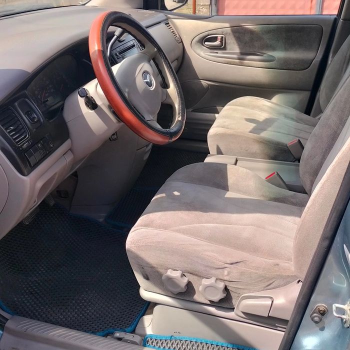 Мазда MPB машина