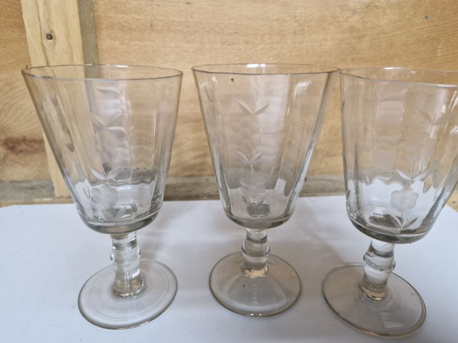 Pahare  din cristal vechi