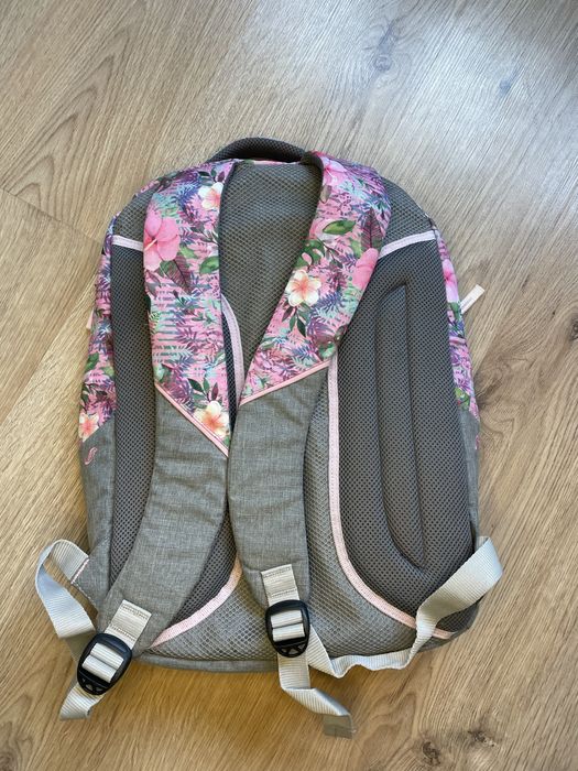 Раница за училище