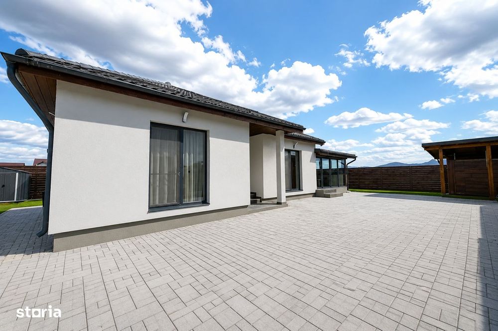 Casă individuală modernă | 4 camere | 2 bai | Teren 500 mp | Izvor