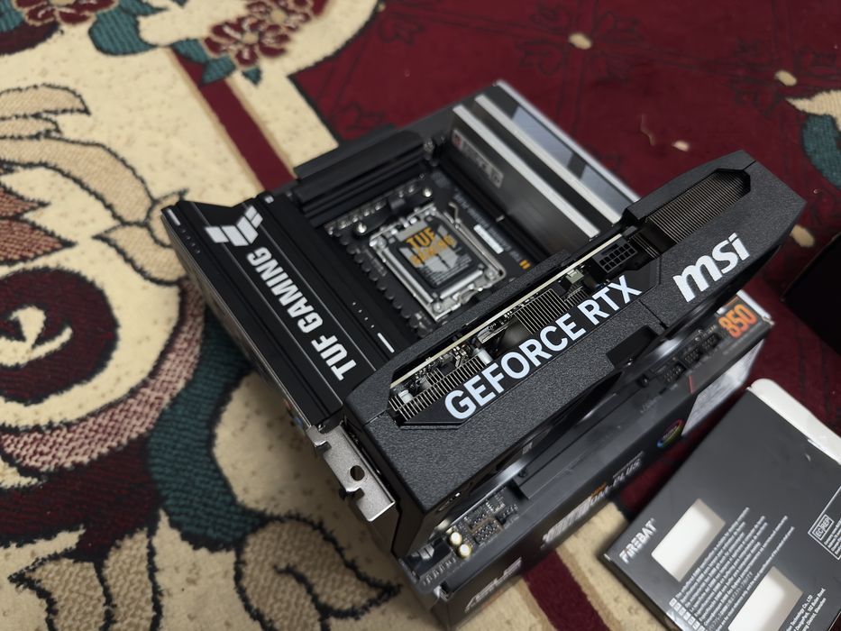 RTX 5070 MSI shadow 2x