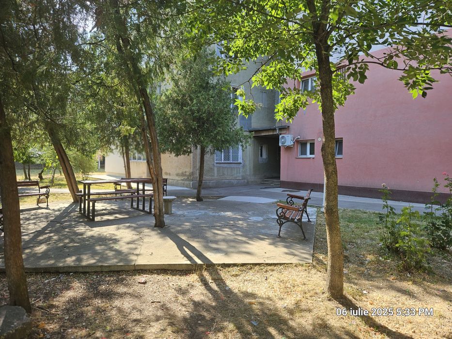 Apartament 2 camere  str.Orly (fosta Prahova)