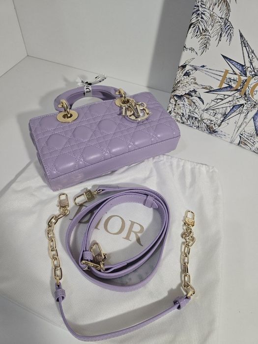 Налична чанта Dior D-Joy purple