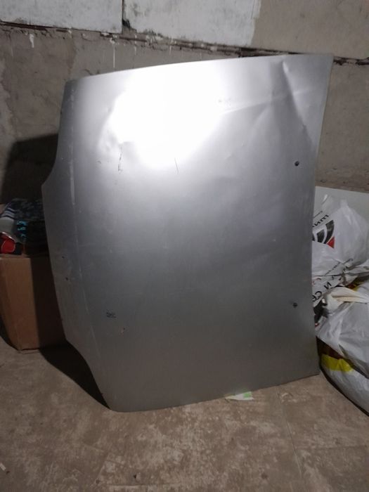 Капот на Ваз 2115