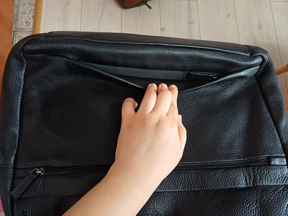 Geantă de piele pentru laptop joop originală