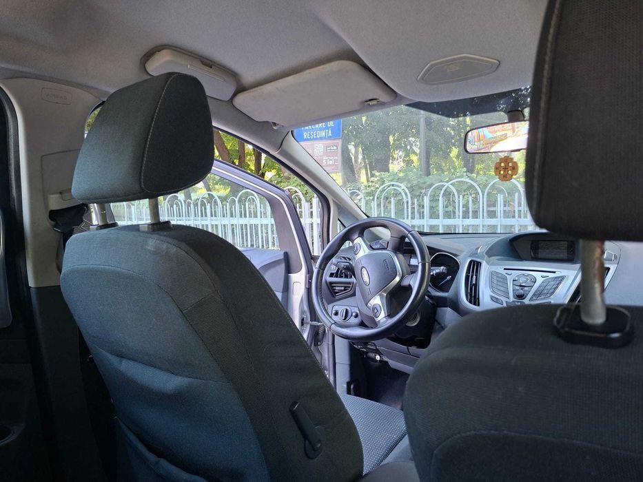 FORD GRAND C-MAX 7 Locuri 2012 Diesel 1,6 litri TDCi 115 CP