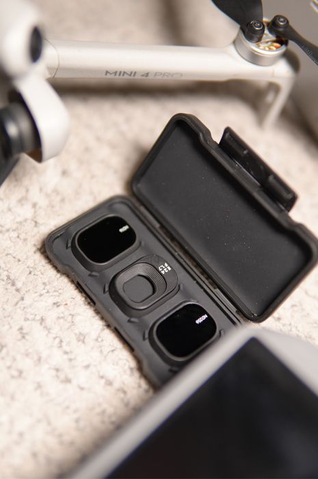Продам дрон: Dji mini 4 pro