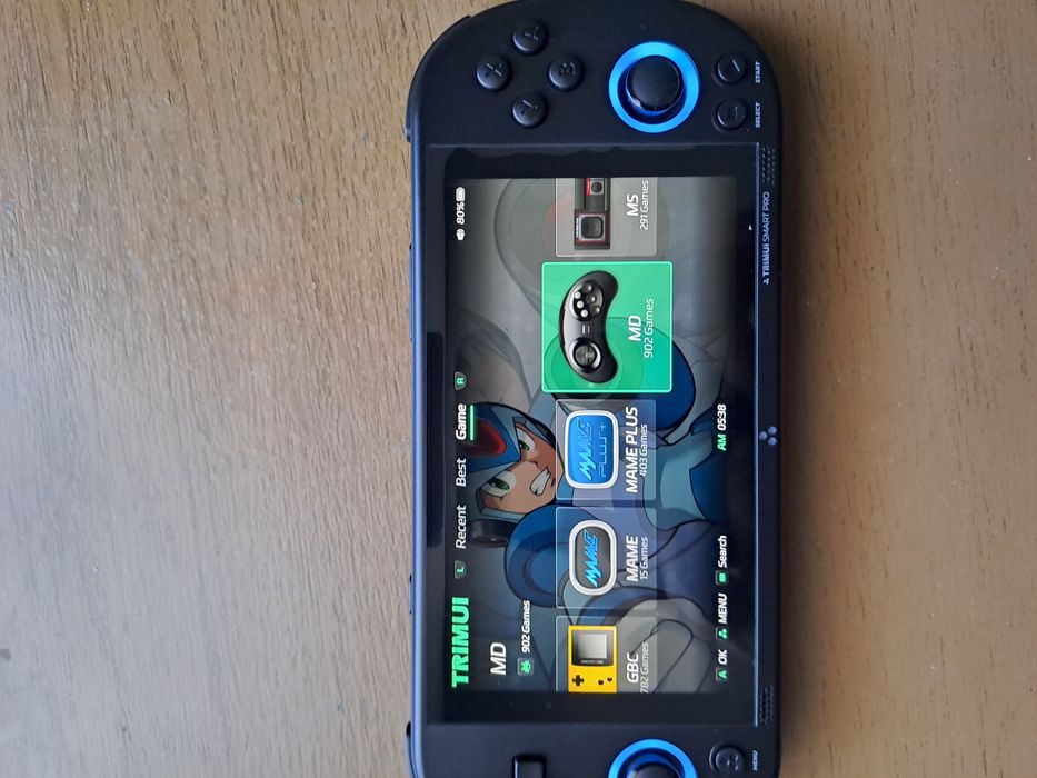 Trimui Smart Pro - ретро гейминг конзола