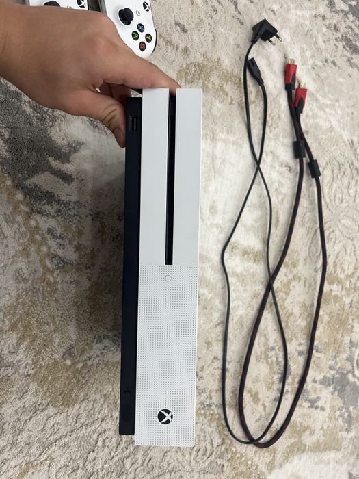 Xbox one бәрі істеп тұр