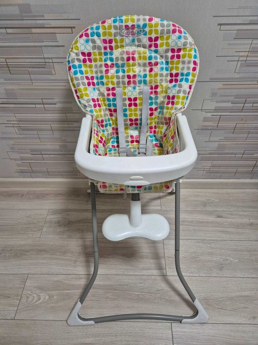Детский стульчик для кормления
