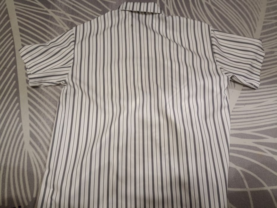 2 рубашки в полоску
