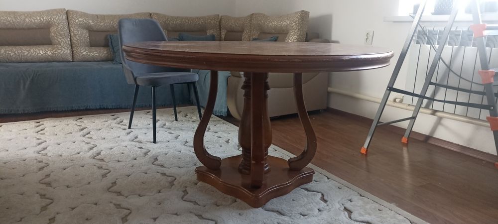 Продам Стол круглый