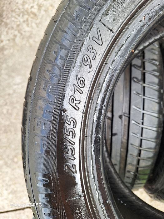 Vind cauciucuri de vară mărimea 215/55\R16 cu dot2021 profil de 7mm