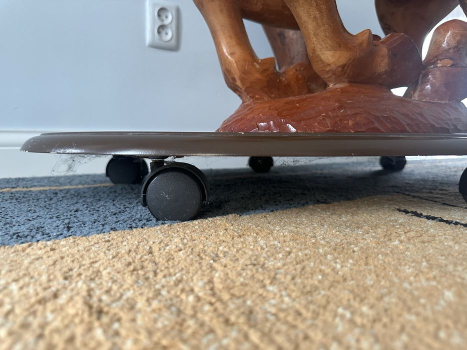 Журнальный столик