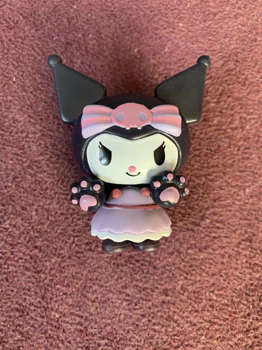 Фигурка на Куроми