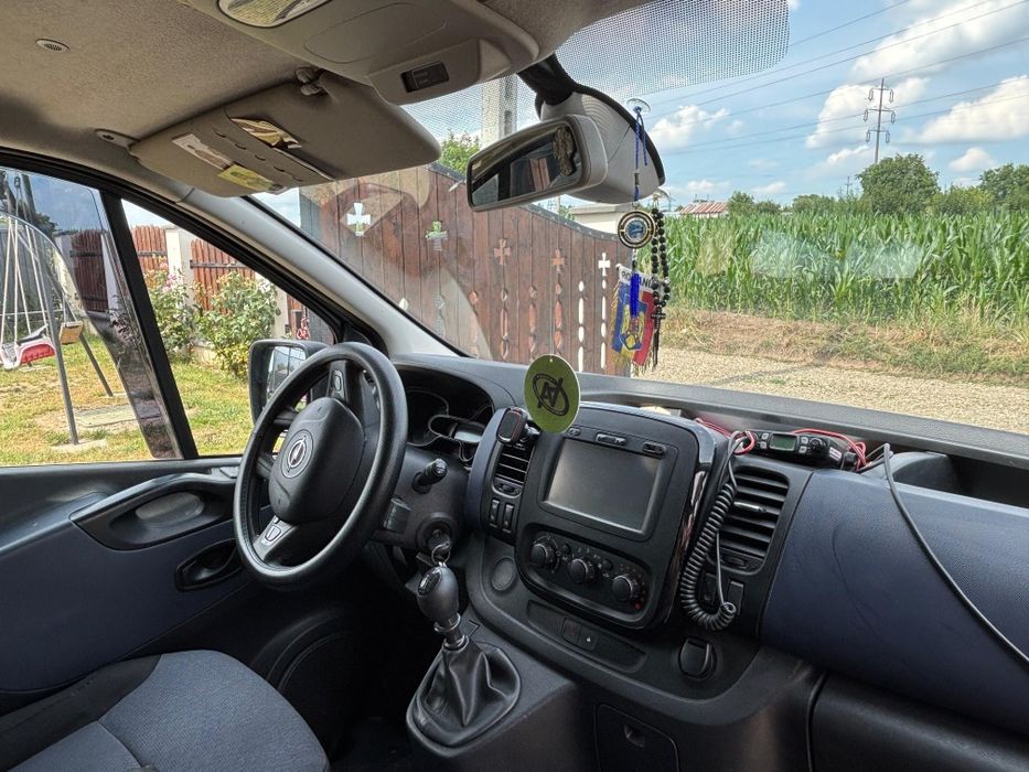 Opel vivaro. !!!