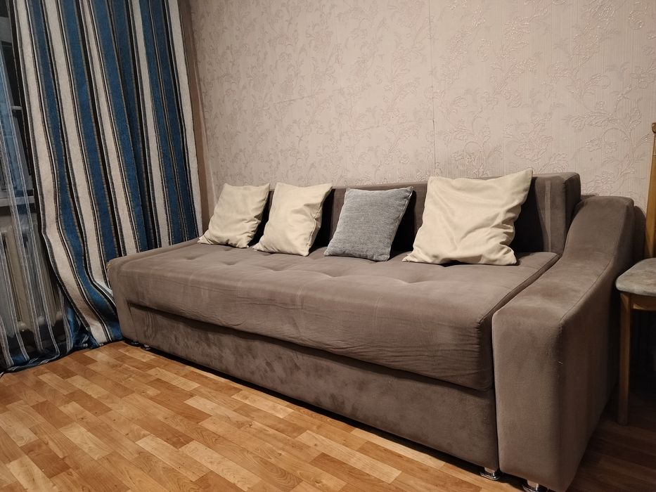 Продам диван в хорошем состоянии