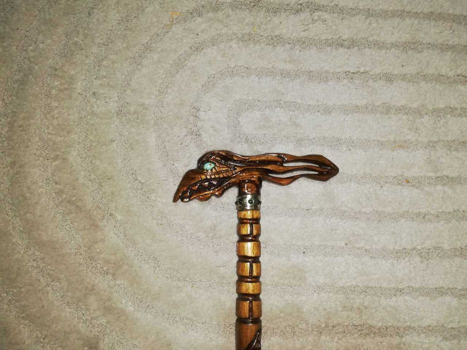 Хасса .Трость из дерева