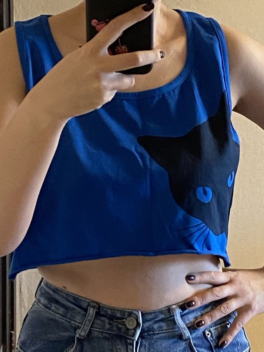 Продам кофты, футболки