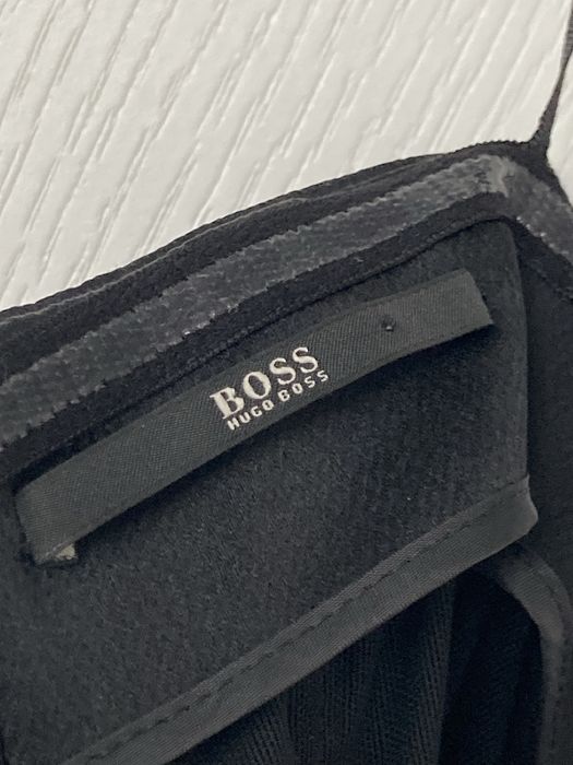 HUGO BOSS Оригинална рокла