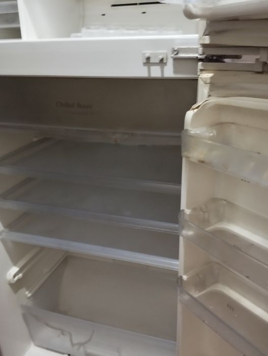 Холодильник Шарп б/у