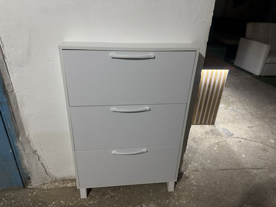 Обувница, которая занимает минимум места