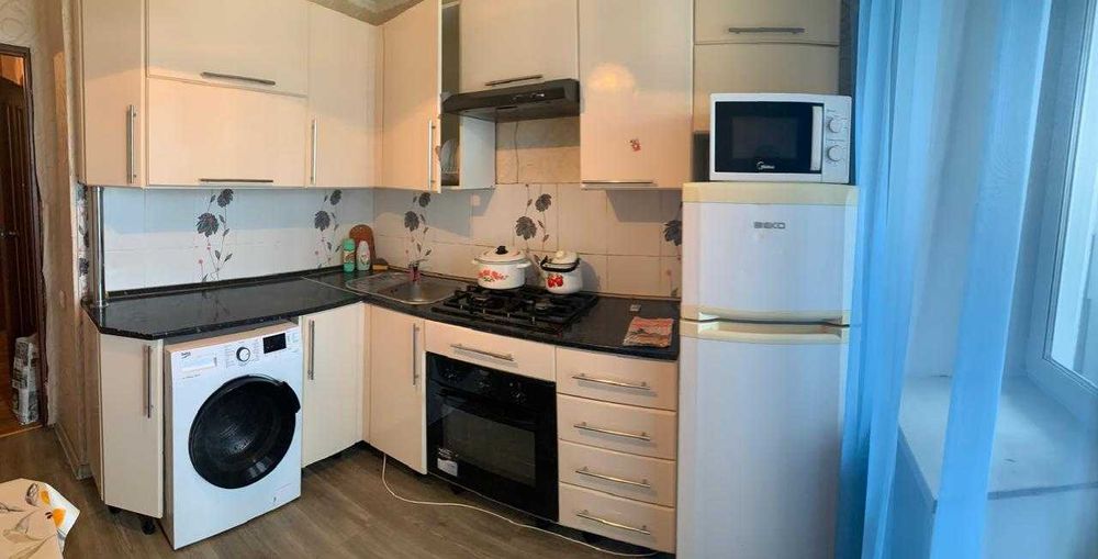 2 х комн. ДК Строитель. Водонагреватель.