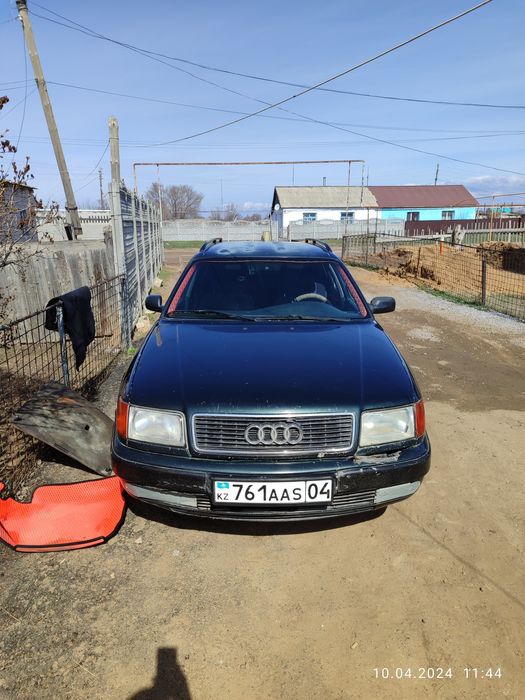 Ауди 100 универсал