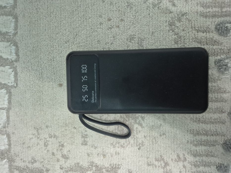 Продам поуэрбанк не рабочий