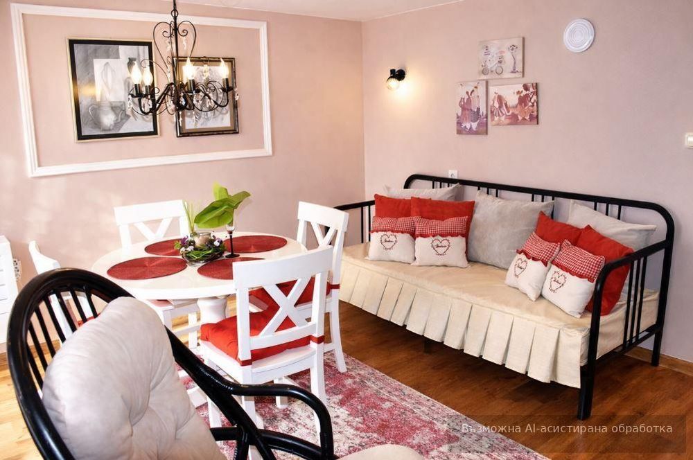 Етаж от къща  в гр.Варна, м-т Св.Никола!