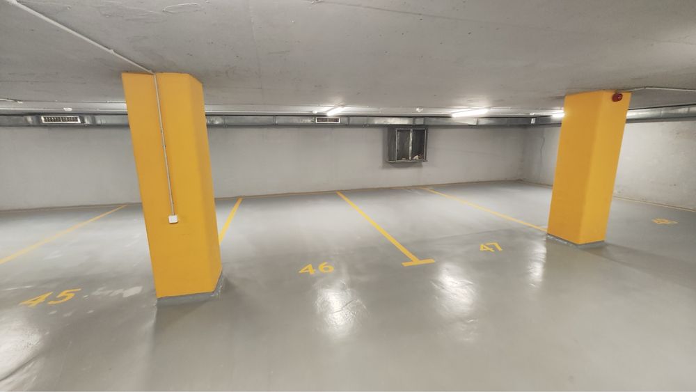 [Под наем] Паркомясто в Манастирски Ливади изток