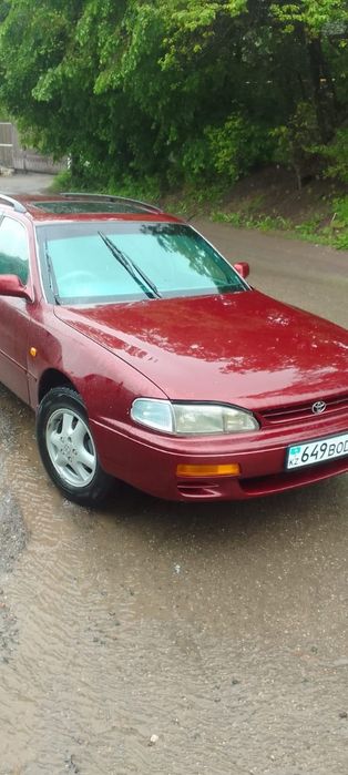 Продам Toyota camry