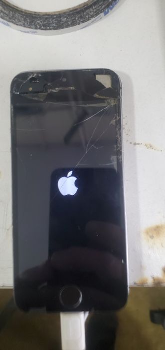 На запчасти 5s рабочи