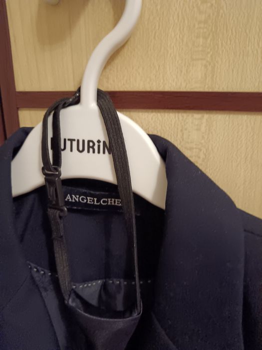 Продам пиджак для девочки