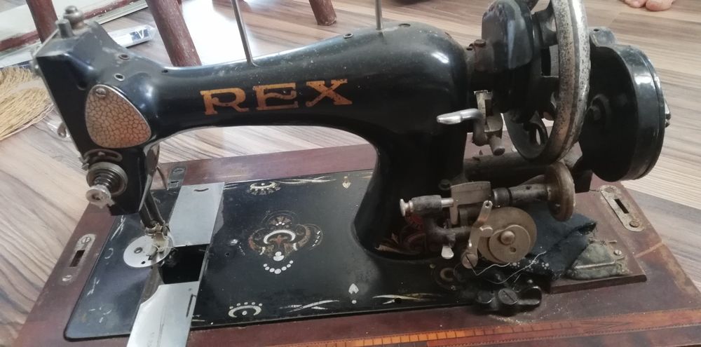 Шевна машина REX