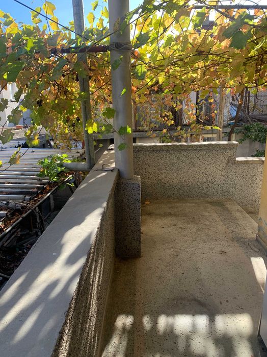 ЕТАЖ ОТ КЪЩА с ПРИЗЕМЕН етаж в гр. Сопот