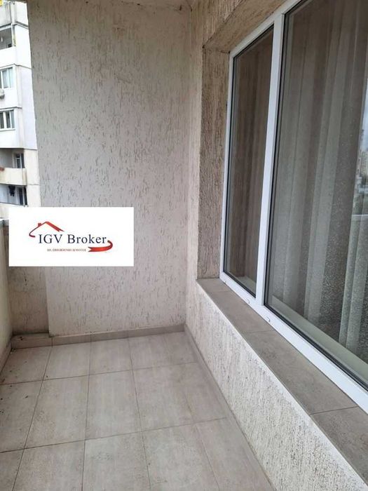 Тристаен апартамент в Овча купел 1