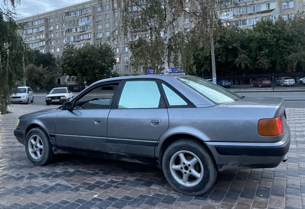 Ауди 100 с4 продам