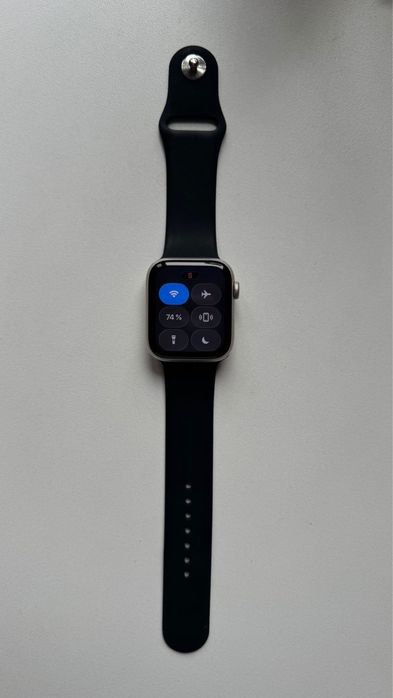 Продам apple watch se 2nd gen 44mm