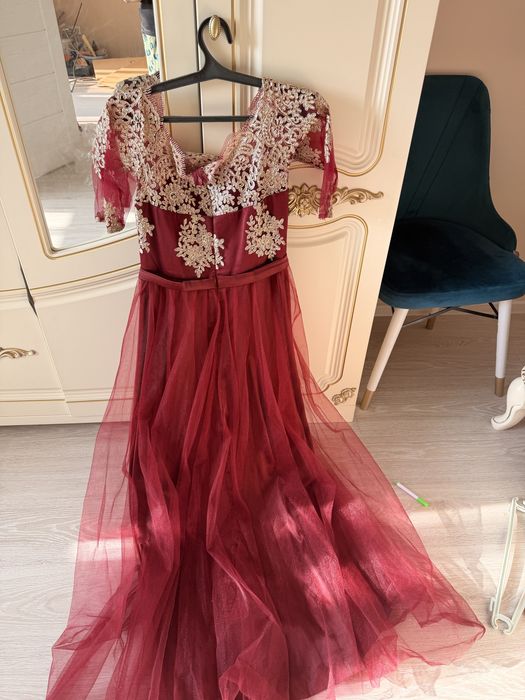 Платье на вечер для девушек. Коктельное платье.